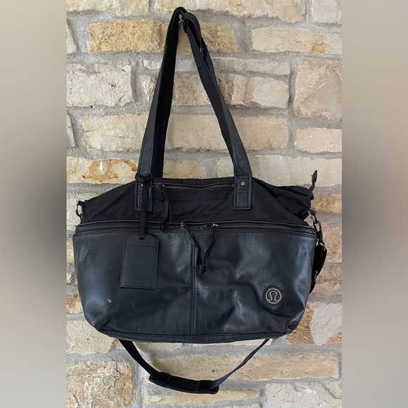 lululemon athletica Bags Lululemon Large Duffel Bag Good Used